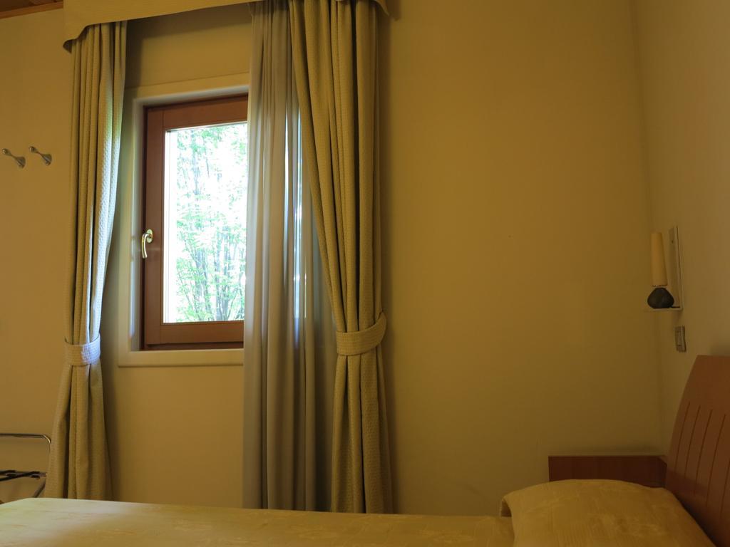 Hotel Della Torre 1850 Ponte San Marco Szoba fotó