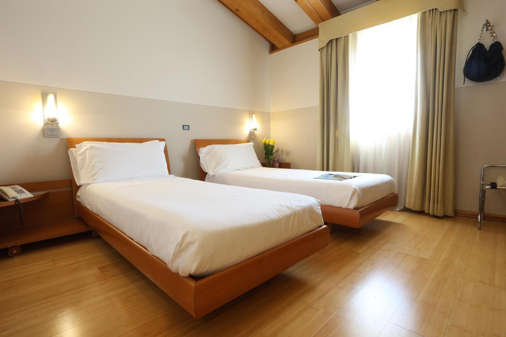 Hotel Della Torre 1850 Ponte San Marco Kültér fotó